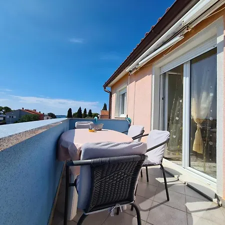 Fuer 4 Personen Ca 36 Qm In Fazana, Istrien Istrische Riviera *