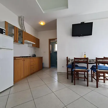 Apartment Fuer 4 Personen Ca 36 Qm In Fazana, Istrien Istrische Riviera *